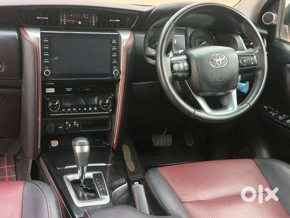 Toyota Fortuner Legender 4x2 At 2.8, 2025, Diesel