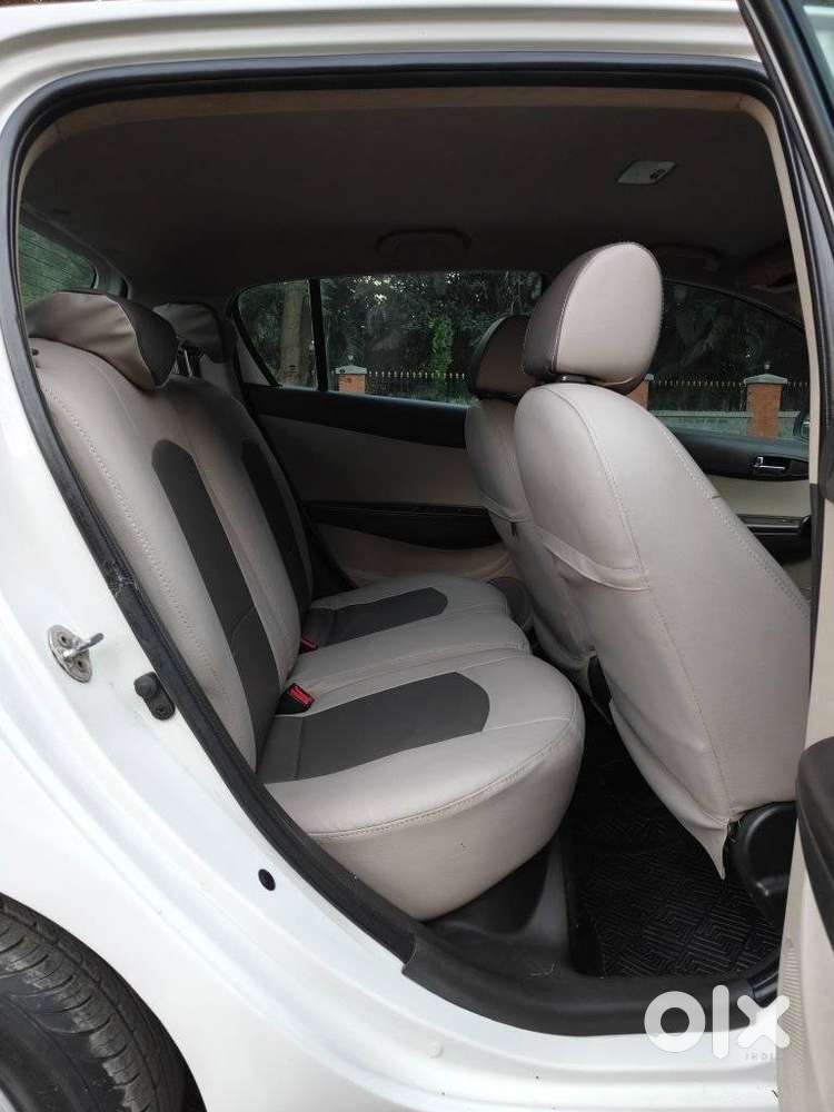 Hyundai I20 Sportz 1.2 Bs-iv, 2012, Petrol