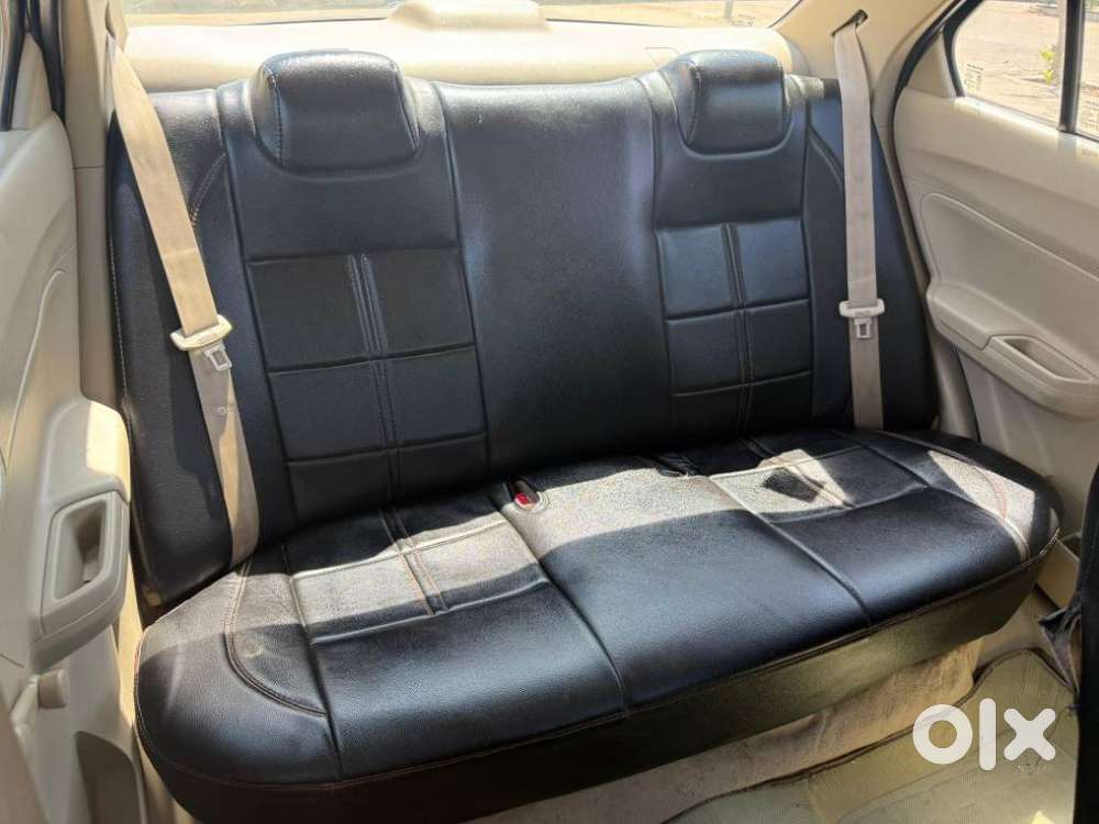 Maruti Suzuki Swift Dzire Vxi Optional, 2023, Cng & Hybrids