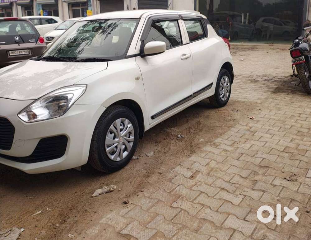 Maruti Suzuki Swift Lxi Optional-o, 2019, Petrol