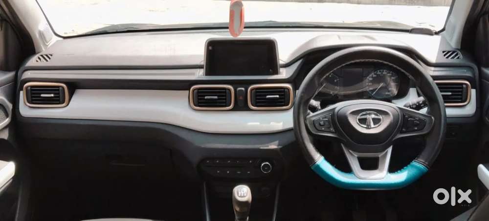 Tata Punch Accomplished, 2023, Petrol