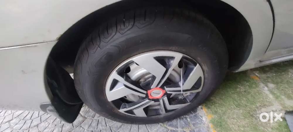 Nissan Sunny Petrol Manual 2011 Variant