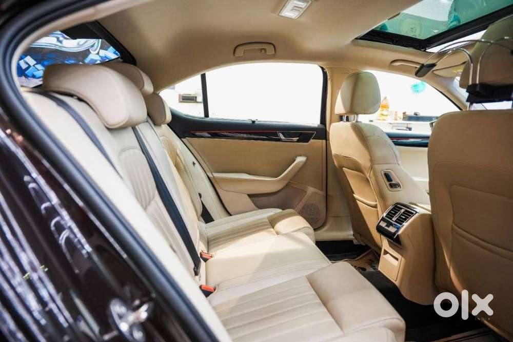 Skoda Superb L&k 2.0 Tdi At, 2021, Petrol