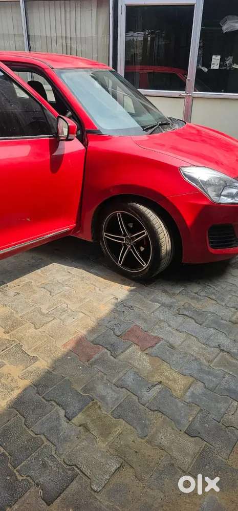 Maruti Suzuki Swift Vxi 2020