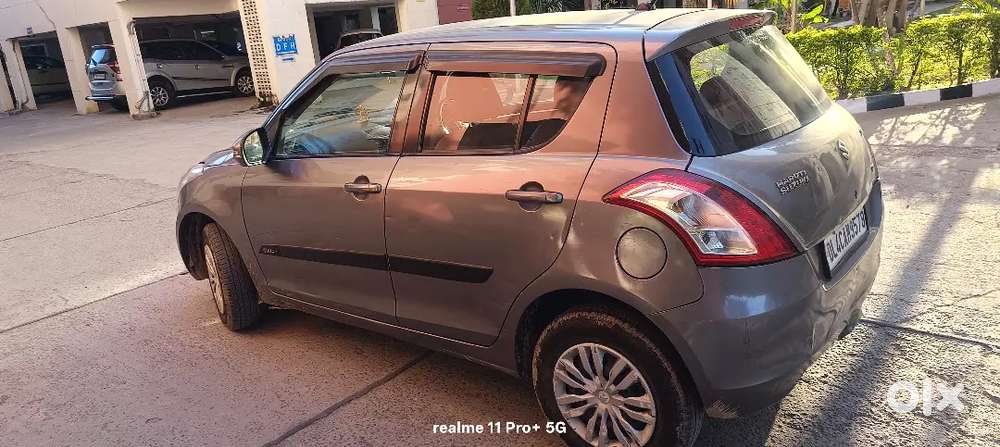 Maruti Suzuki Swift 2012 Petrol 124000 Km Driven
