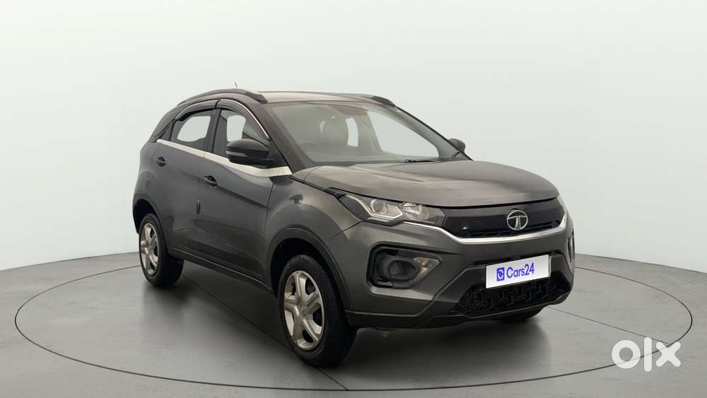 Tata Nexon 1.5 Revotorq Xma Amt (s), 2021, Petrol