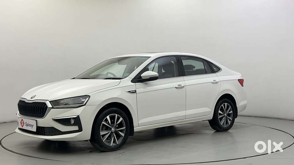 Skoda Slavia Style 1.0l Tsi At, 2022, Petrol