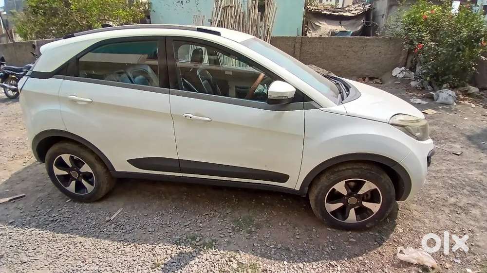Tata Nexon Xz+ Top Model (mannual)