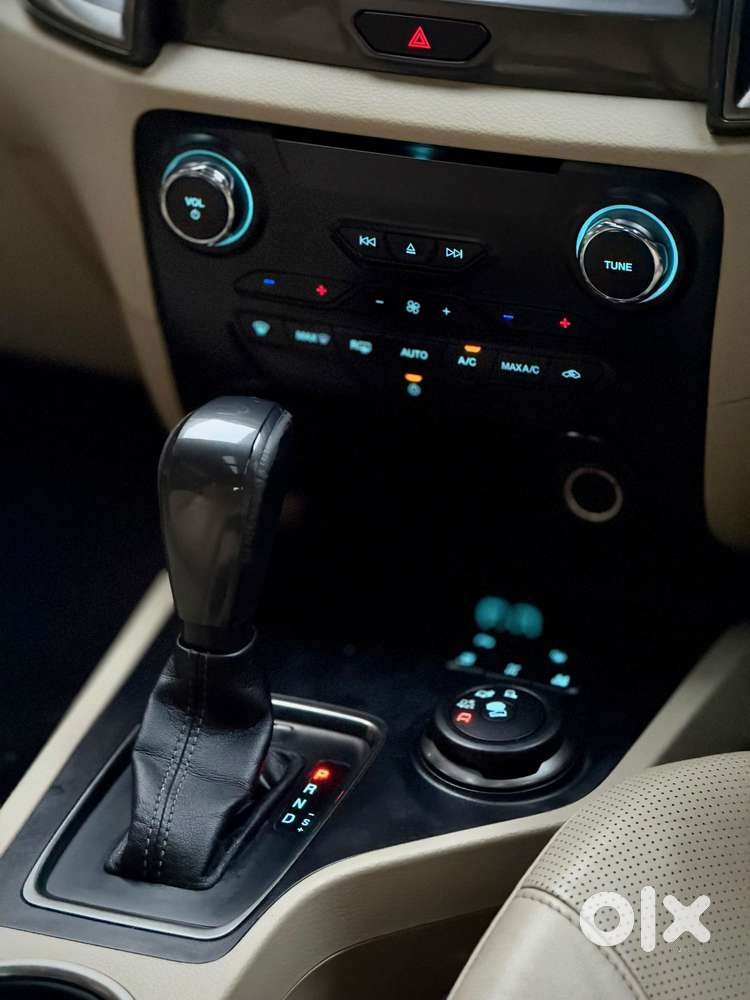 Ford Endeavour 3.2 Titanium At 4x4, 2017, Diesel