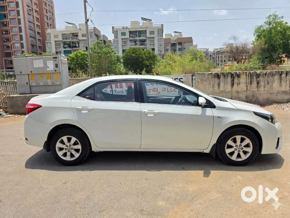 Toyota Corolla Altis 1.8 G, 2016, Petrol