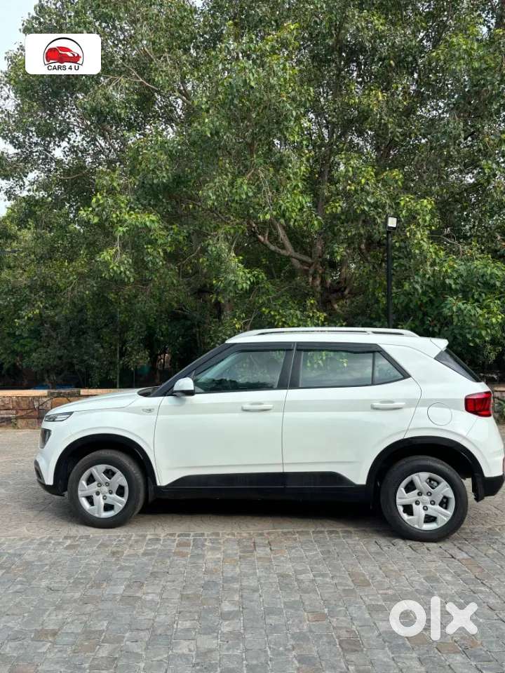 Hyundai Venue S 1.2 Petrol, 2020, Petrol