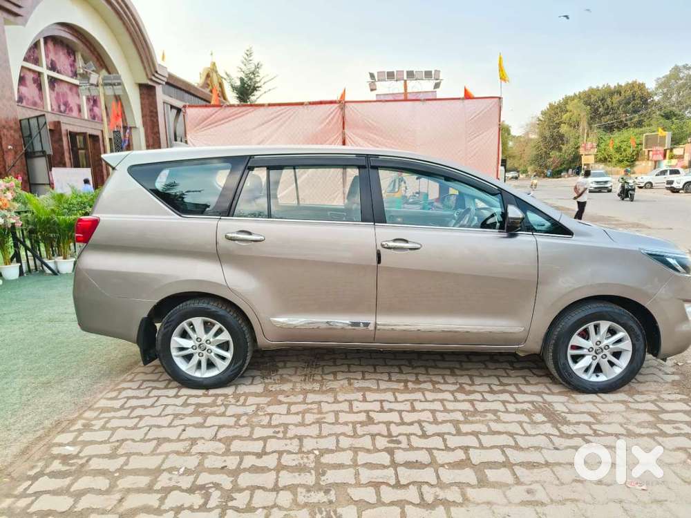 Toyota Innova Crysta 2.4 V 8 Str, 2018, Diesel