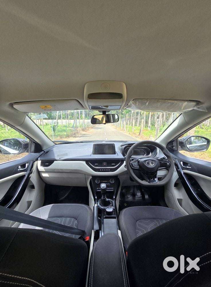 Tata Nexon 1.2 Revotron Xz Plus, 2021, Petrol