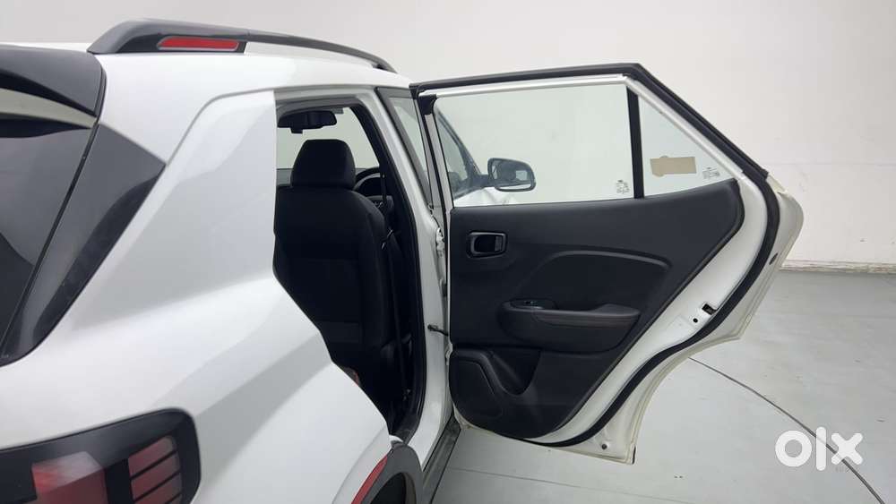 Hyundai Venue N Line N8 Dct, 2022, Petrol