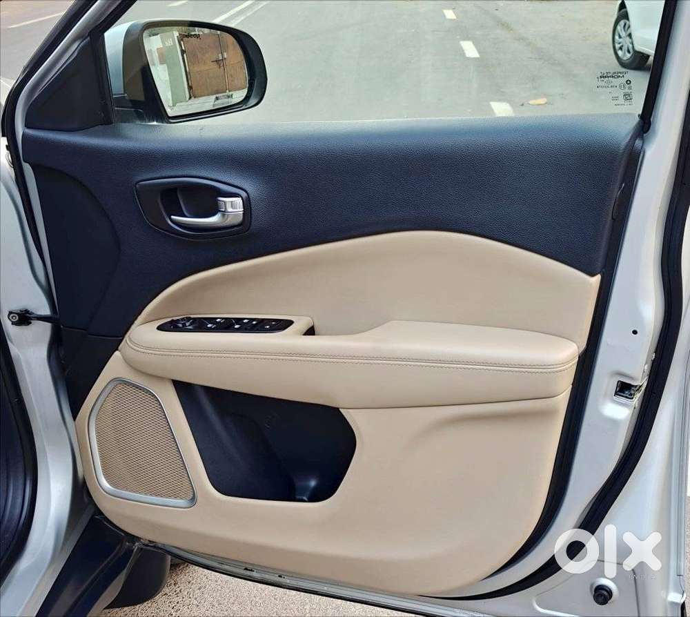 Jeep Compass 2.0 Longitude Option, 2019, Diesel