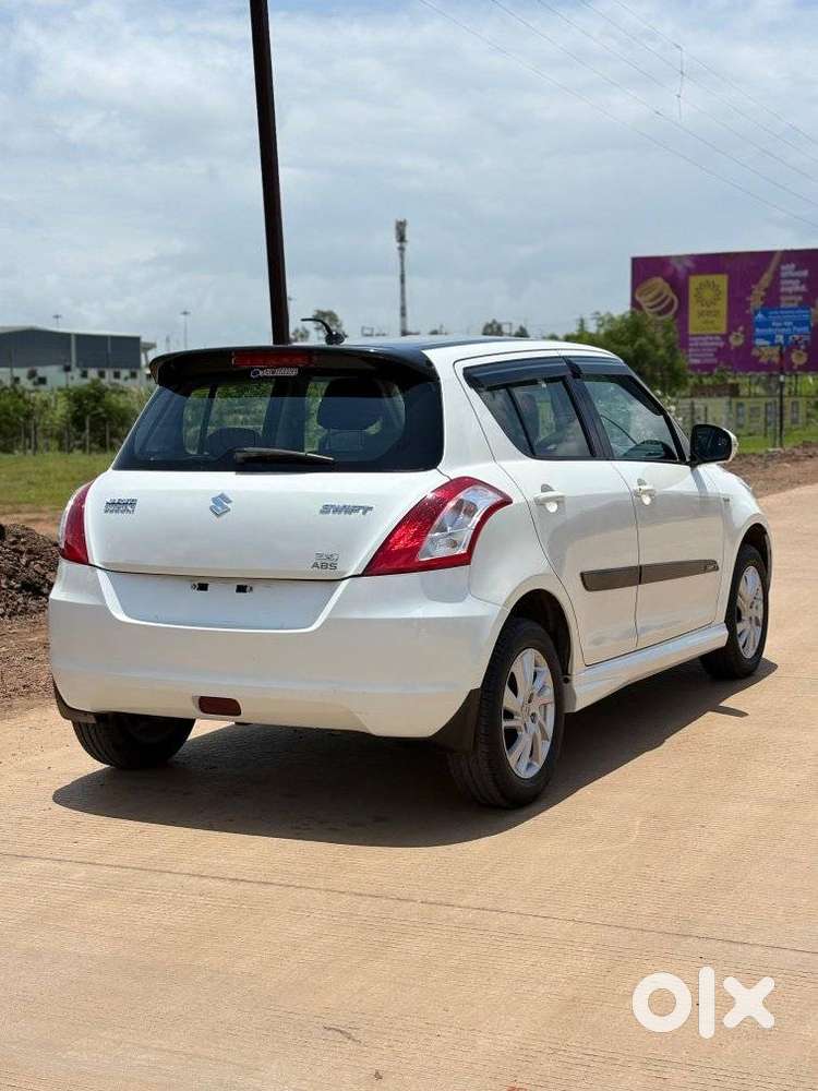 Maruti Suzuki Swift Zxi, 2014, Diesel