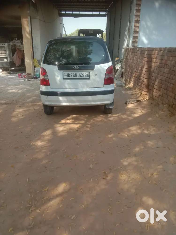 Hyundai Santro 2011 Lpg Well Maintained