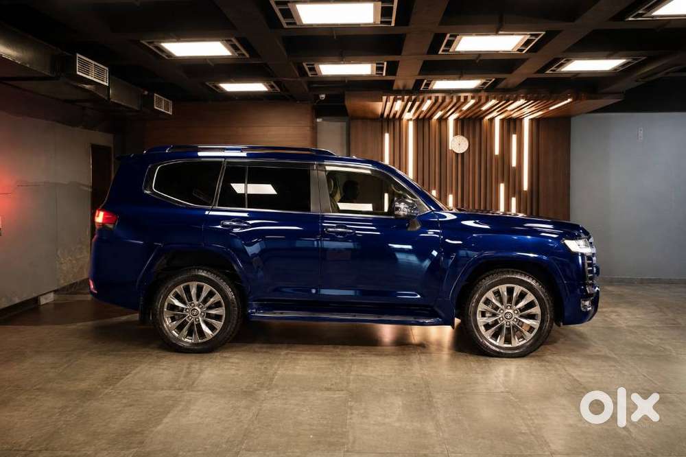 Toyota Land Cruiser 3.3 Zx Diesel, 2023, Diesel