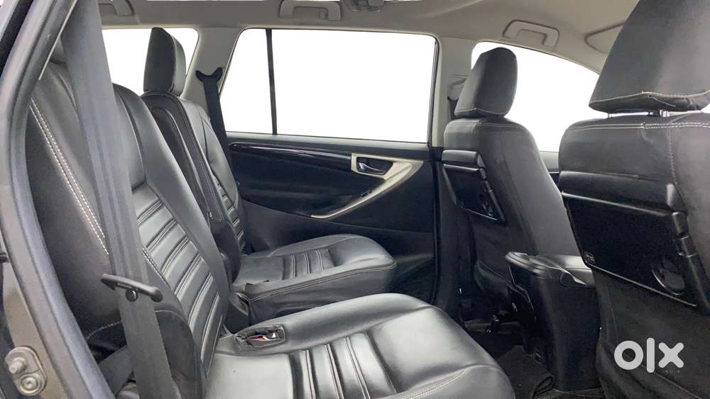 Toyota Innova Crysta [2020-ongoing] 2.7 Vx 7 Str, 2022, Petrol