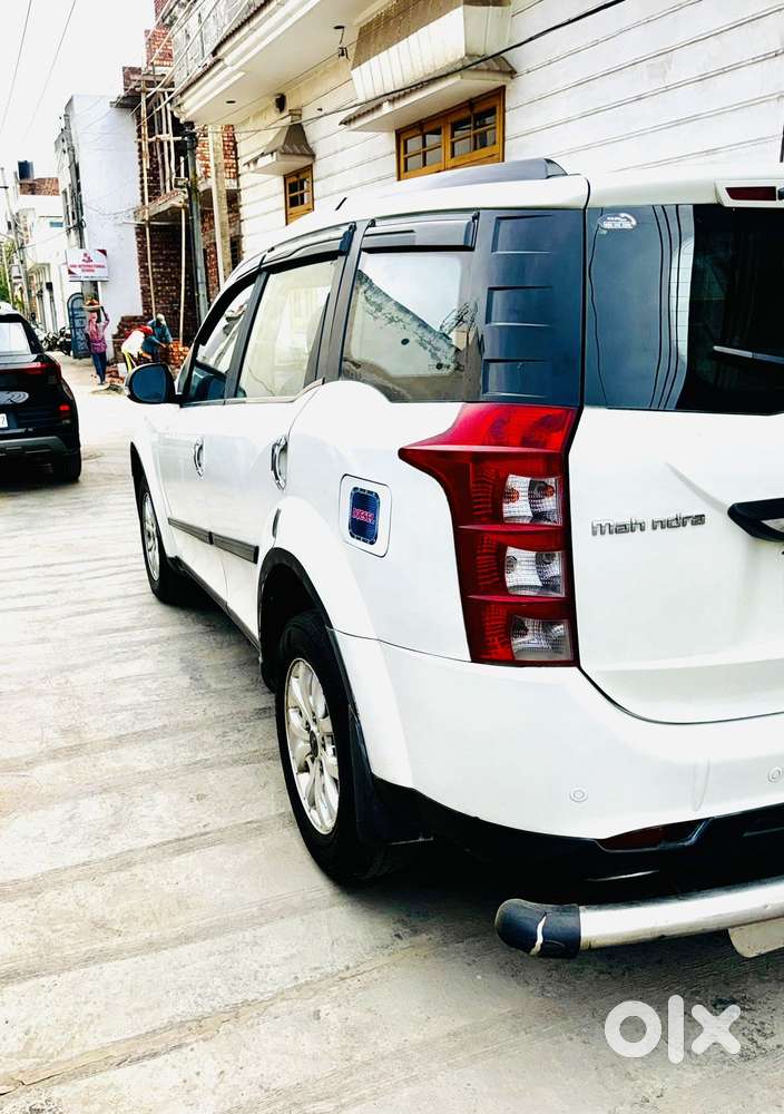 Mahindra Xuv500 2.2 W10 Sportz Edition Mt, 2015, Diesel