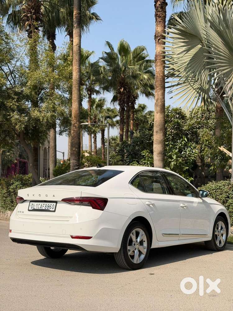 Skoda Octavia 2.0 Style Tsi At, 2022, Petrol