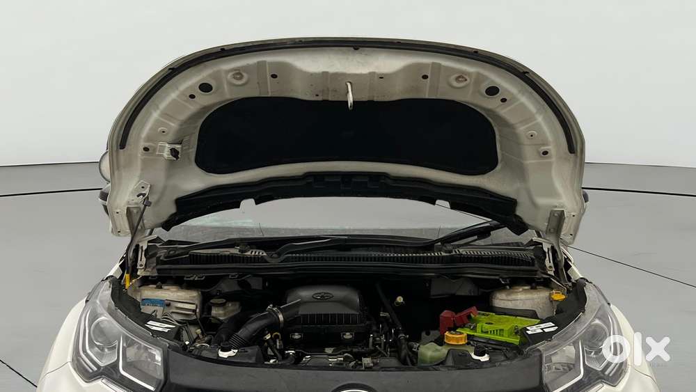 Tata Nexon 1.2 Revotron Xza Plus, 2023, Petrol