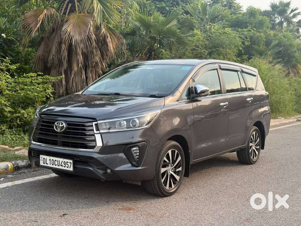 Toyota Innova Crysta, 2022, Petrol