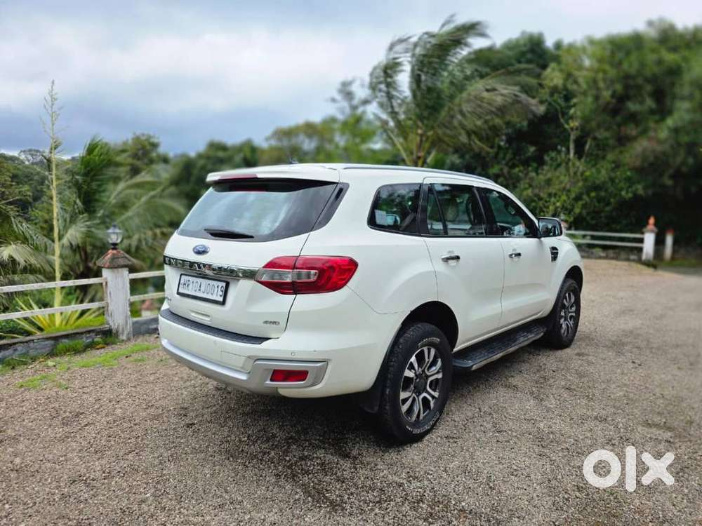 Ford Envdevour With Excellent Conditon 2020 Model