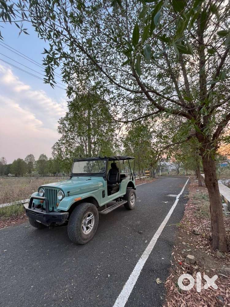 Mahindra Jeep 450