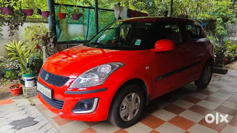 Maruti Suzuki Swift Lxi 2017