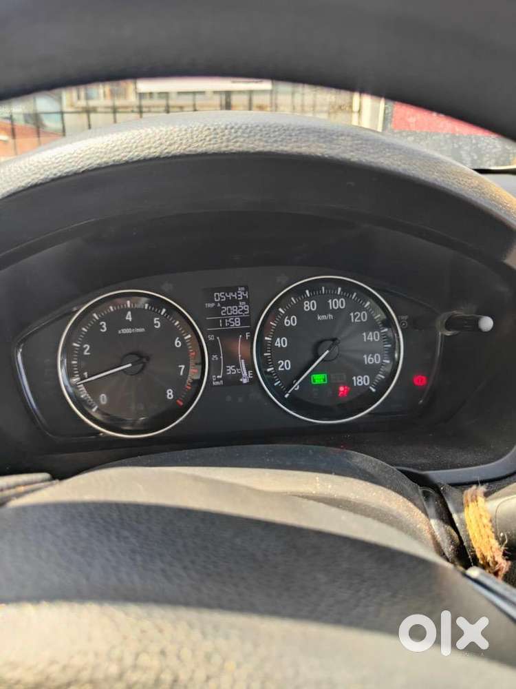 Honda Amaze 2019 Petrol Well Maintained