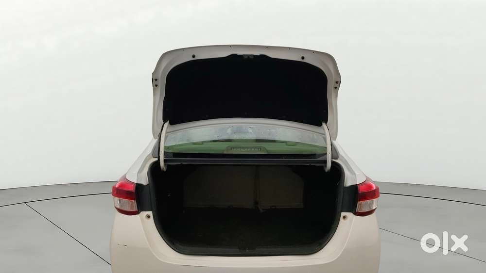 Toyota Yaris G Cvt, 2020, Petrol