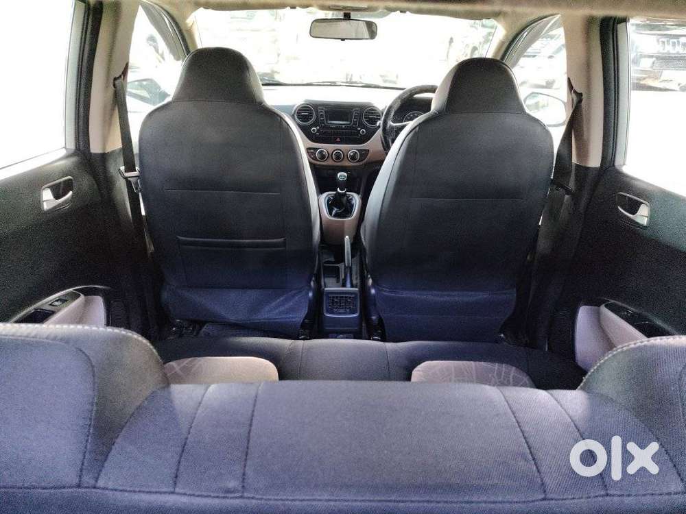 Hyundai Grand I10 Sportz, 2016, Petrol