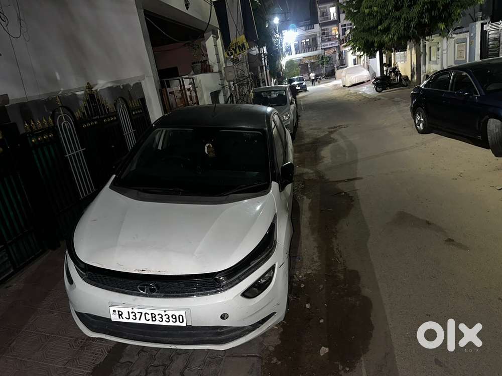 Tata Altroz Petrol 2021