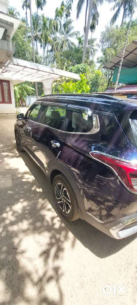 Kia Carens 2022 Luxury Plus