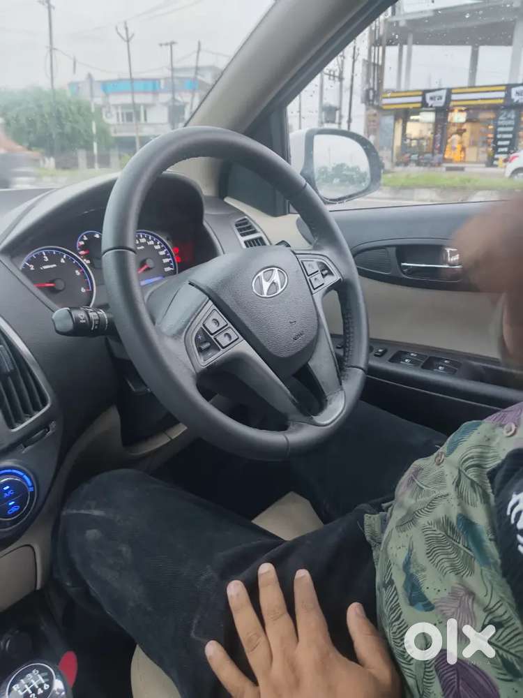 Hyundai I20 Sportz 2013