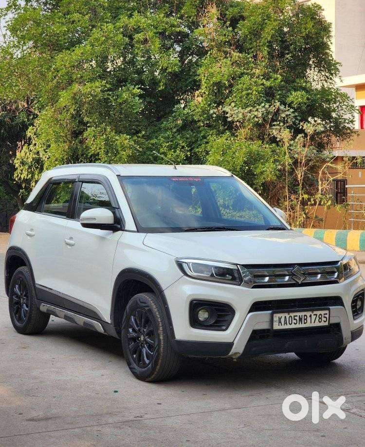 Maruti Suzuki Brezza 1.5 Zxi Smart Hybrid, 2020, Petrol