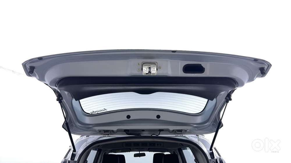 Maruti Suzuki Xl6 1.5 Zeta Mt, 2022, Petrol