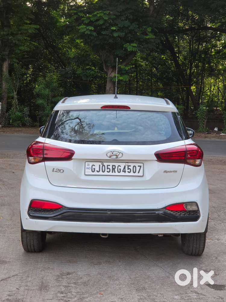 Hyundai I20 Sportz Plus, 2019, Cng & Hybrids
