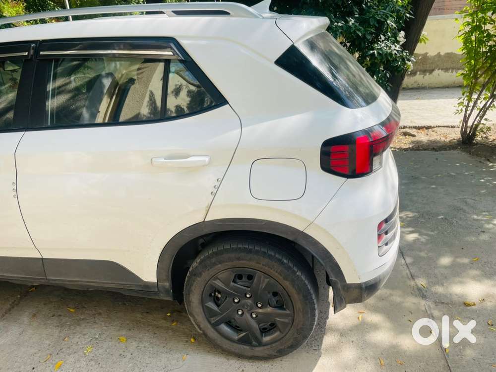 Hyundai Venue Petrol 2024 Model