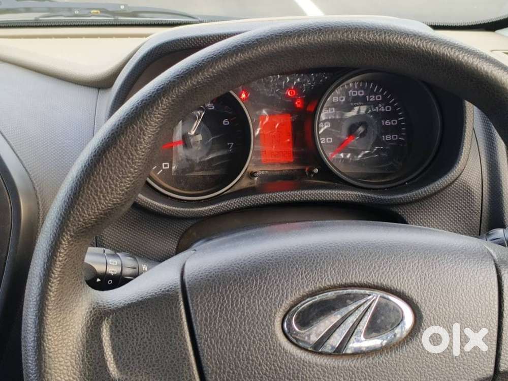 Mahindra Tuv 300 T6 Plus, 2017, Diesel