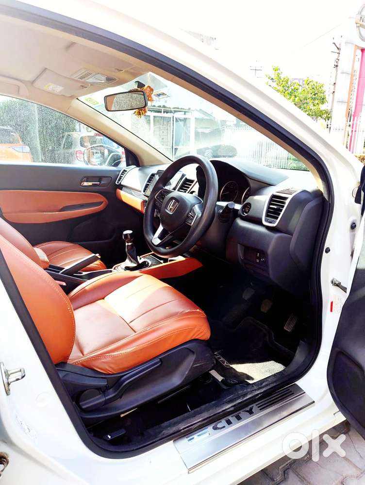 Honda City 1.5 V 5th Gen I-vtec Mt, 2022, Petrol