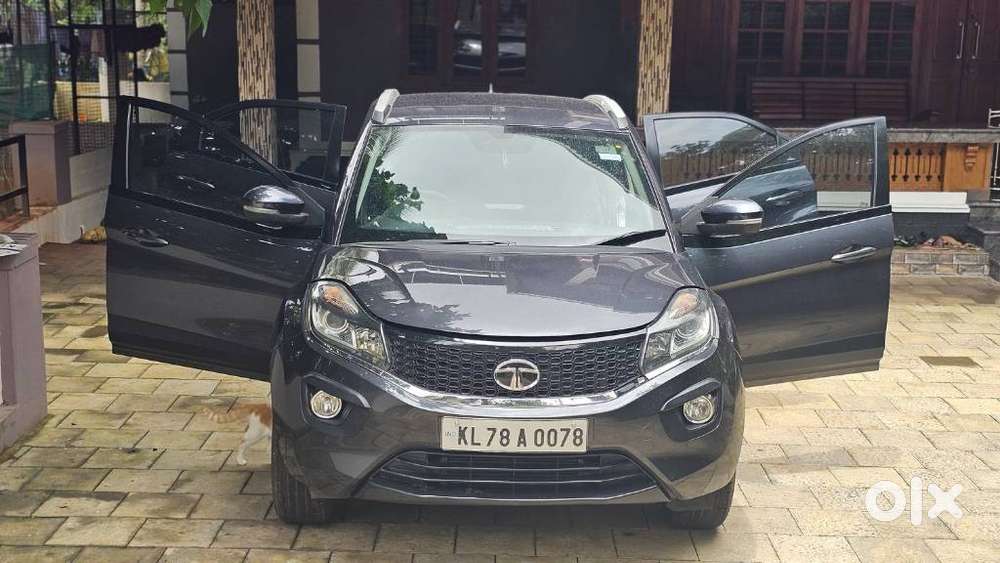 Tata Nexon 1.2 Revotron Xza Plus, 2019, Petrol