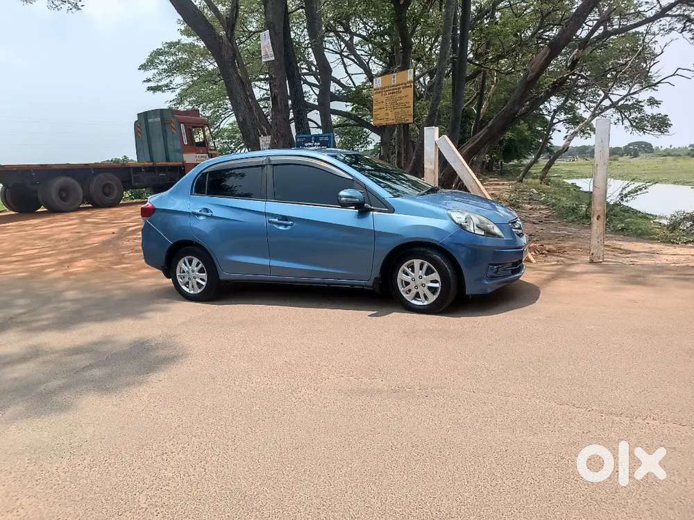 Honda Amaze 2013 Diesel 97000 Km Driven