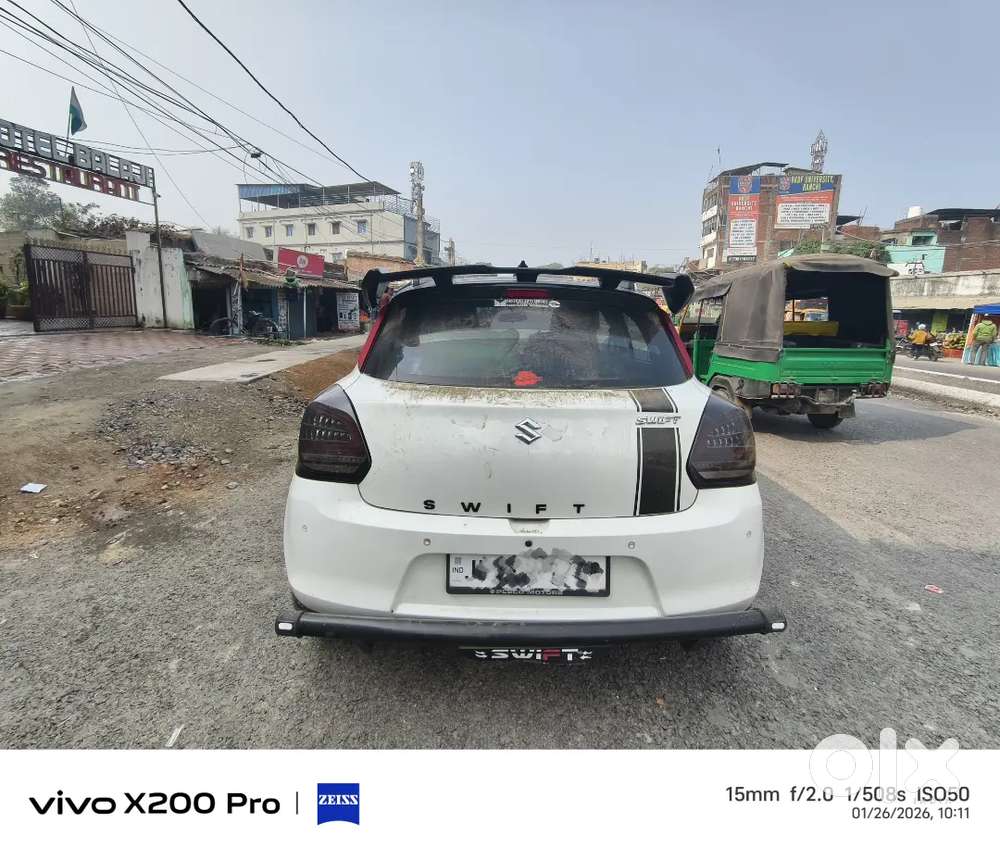 Maruti Suzuki Swift 2023 Petrol 35000 Km Driven