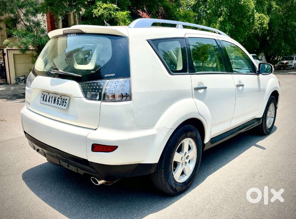 Mitsubishi Outlander 2.4 Cvt, 2010, Petrol