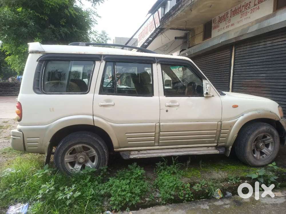 Mahindra Scorpio Diesel 2006 Second Owner Passing Aut