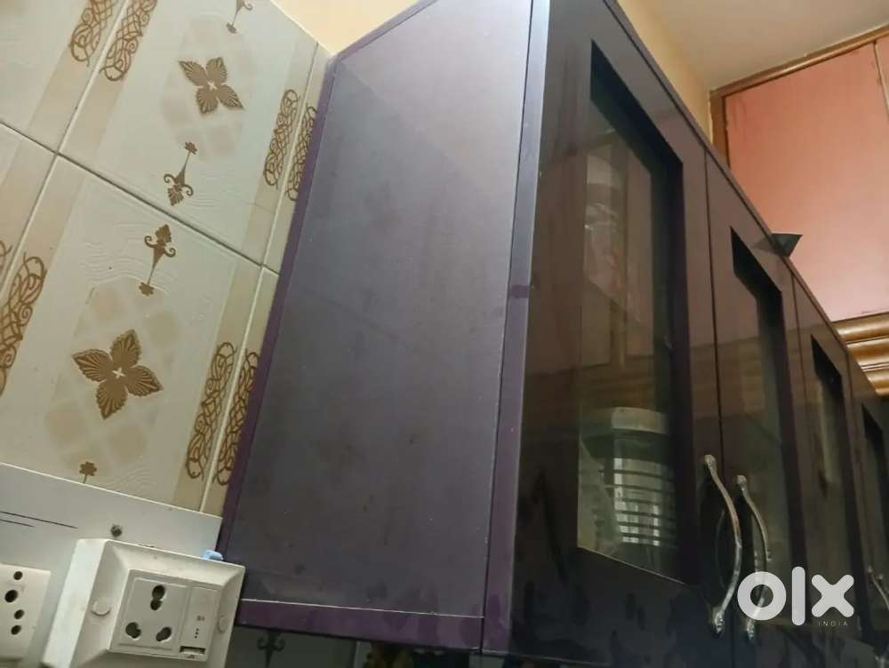 Wall mounted kitchen Cabinet