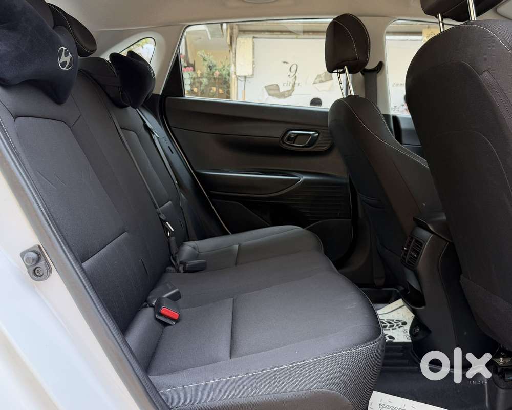 Hyundai I20 Sportz 1.2 Ivt, 2023, Petrol