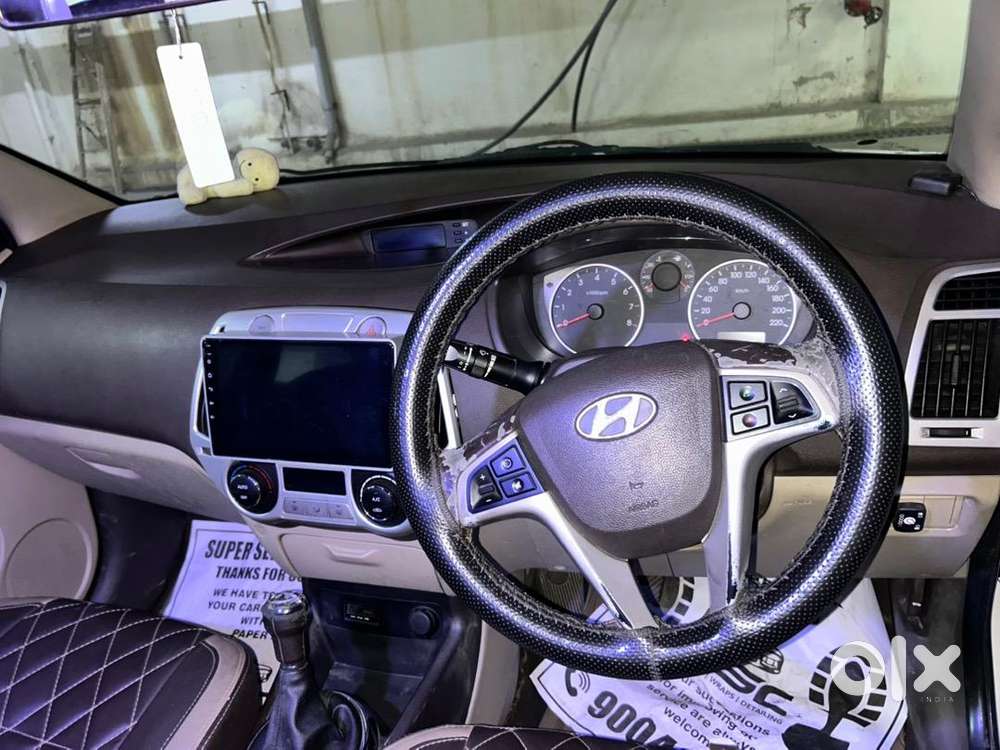 Hyundai 2012 Manual Car